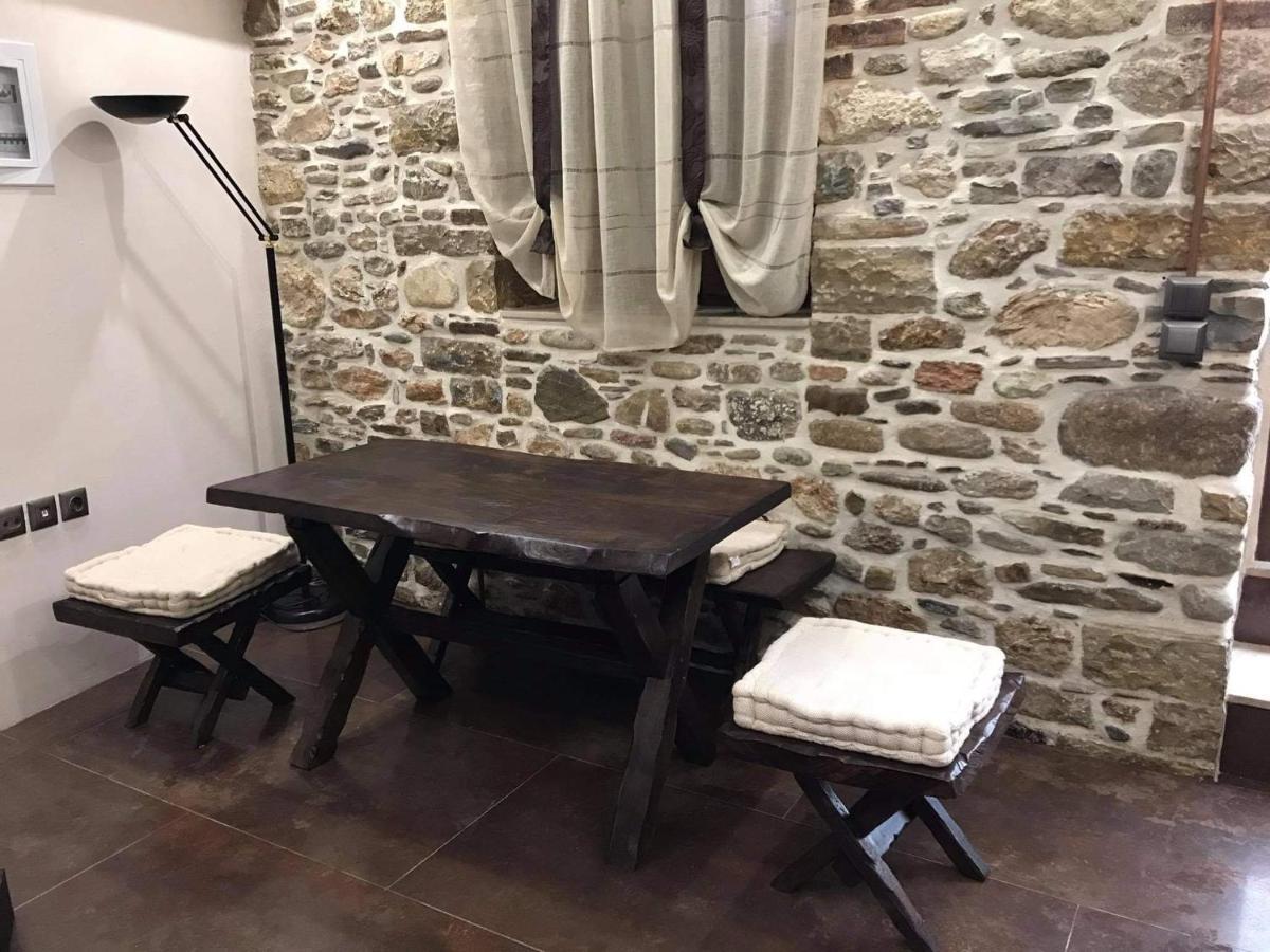 Samos Marias' Stone House 1 * Karlovassi