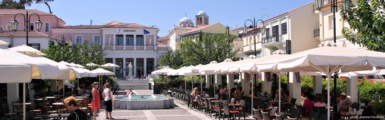 Samos Marias' Stone House 1 *